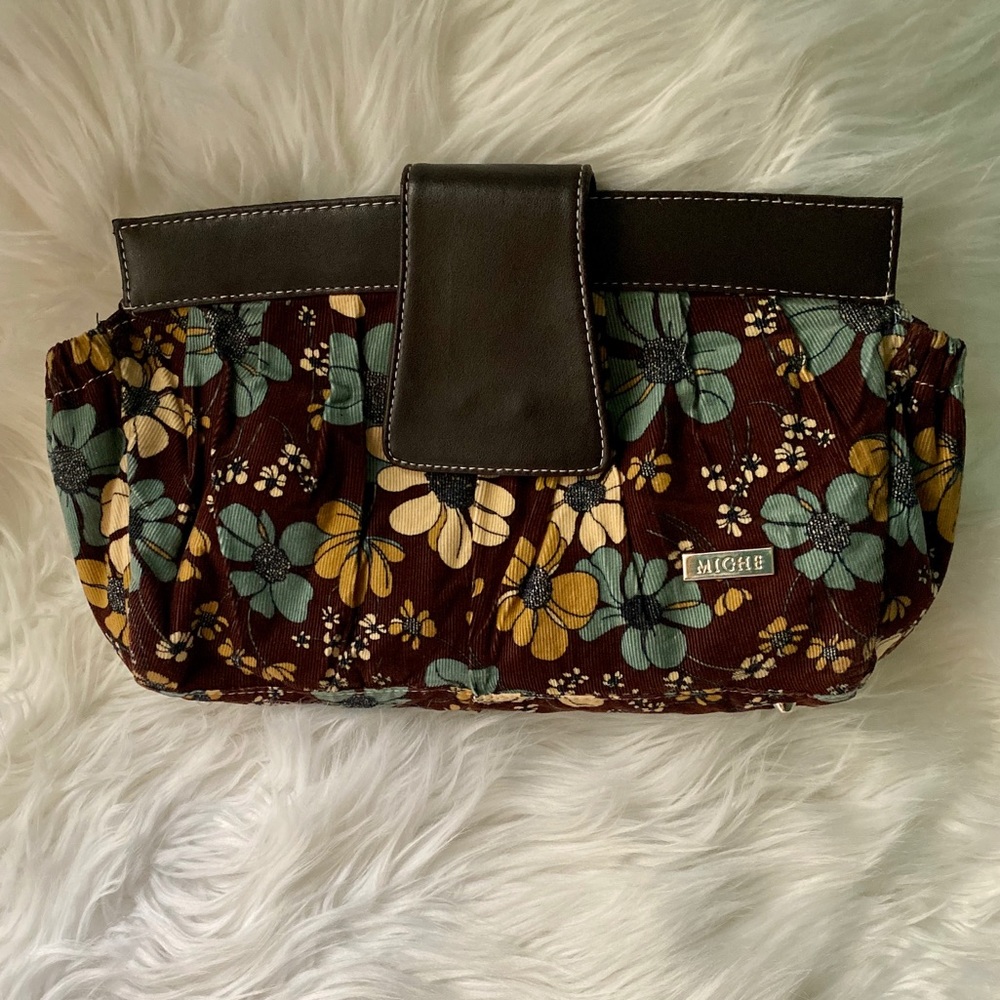 Miche Classic Soft Shell Clutch